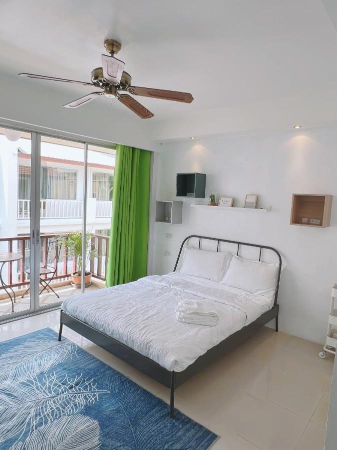 Patong Beach Side Hotel Esterno foto