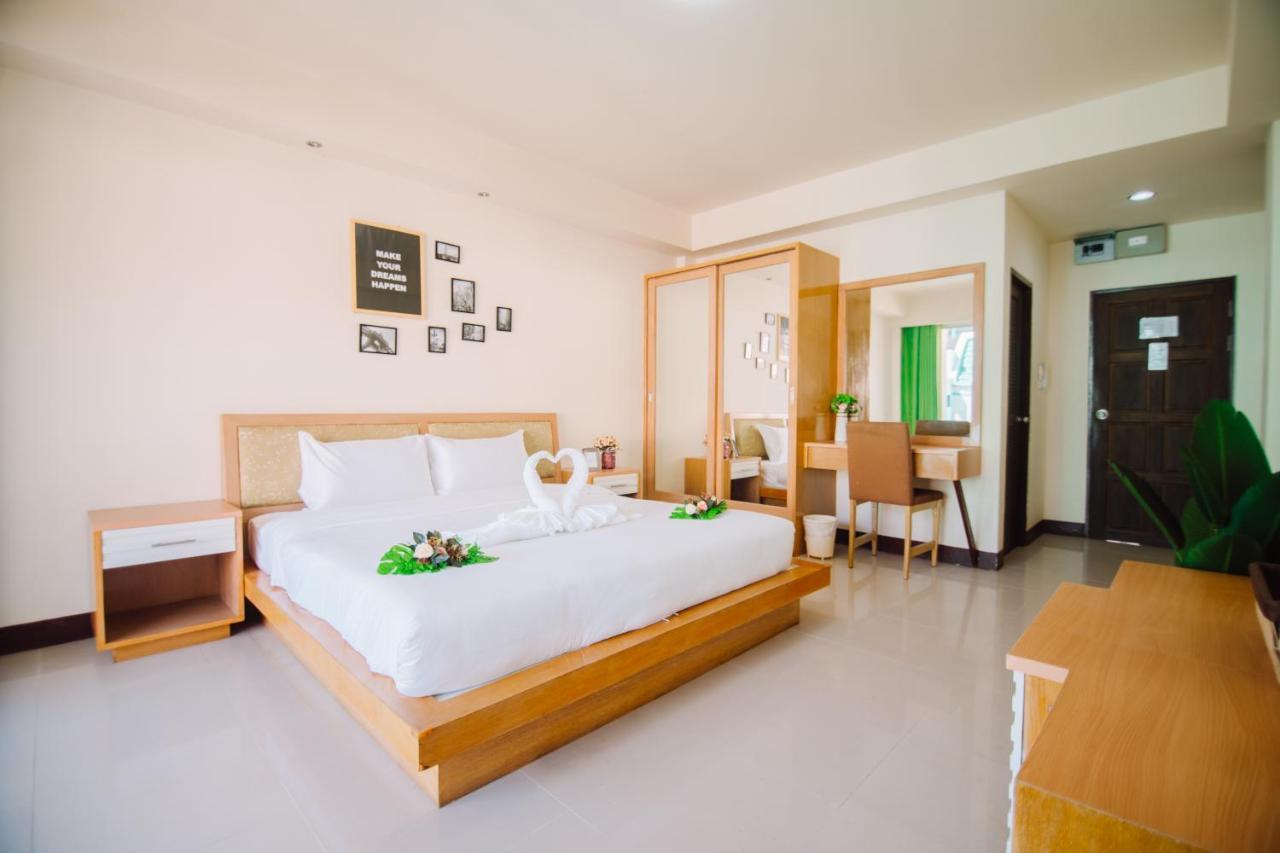 Patong Beach Side Hotel Esterno foto